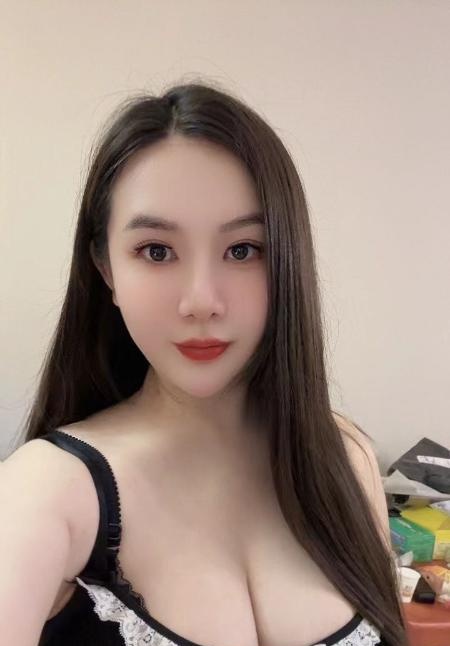 天河巨乳小雪BBW