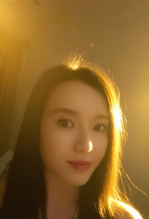 小喷泉骚姑娘