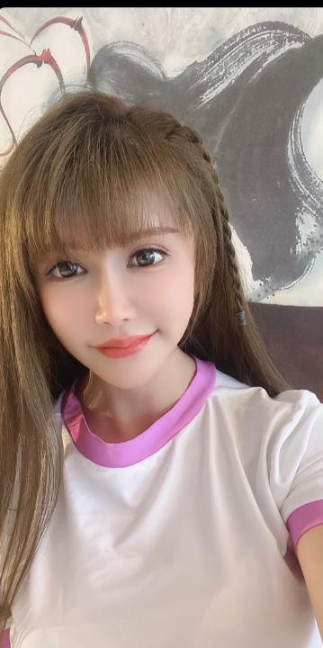 爱深喉的小骚妇