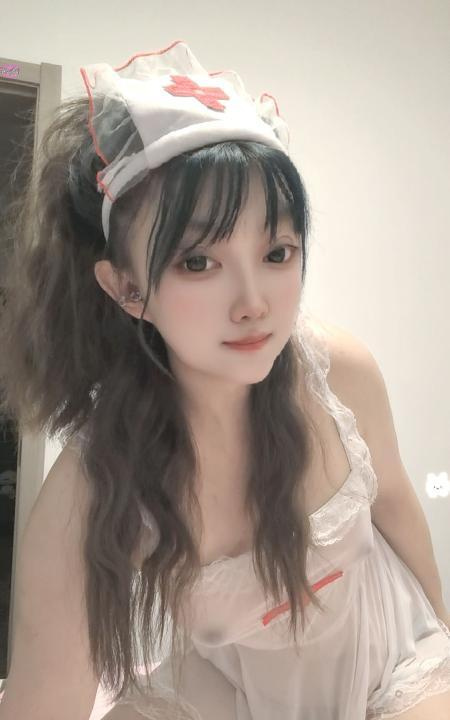 临平大波翘臀骚货