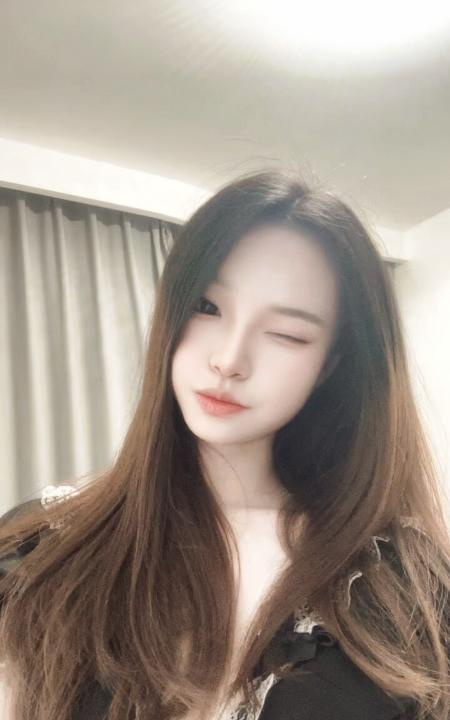 恰食人间水蜜桃