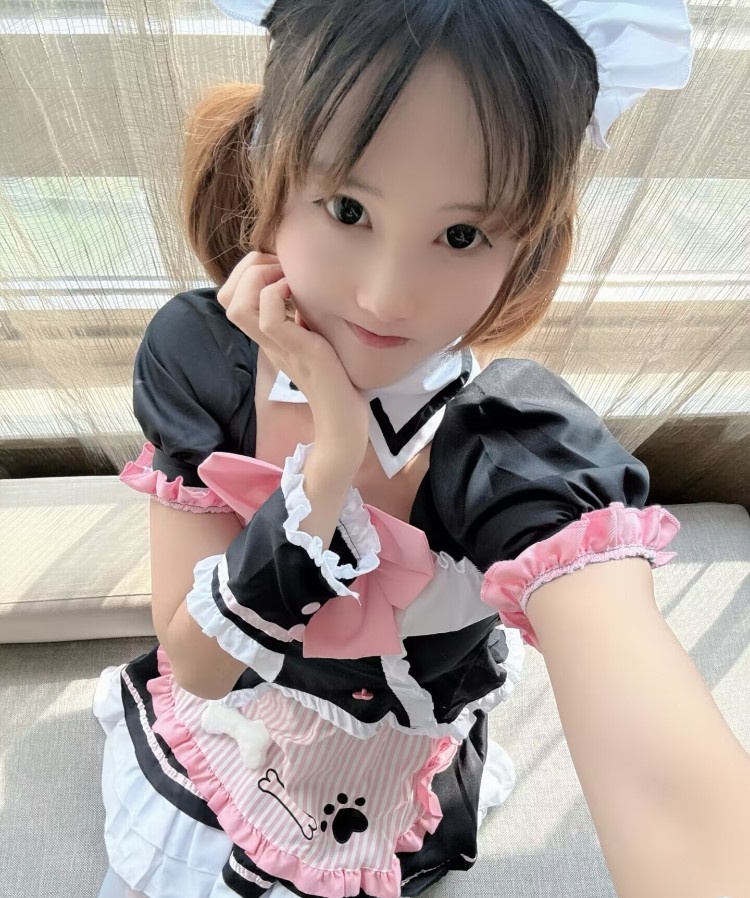 粉嫩萝莉小公主