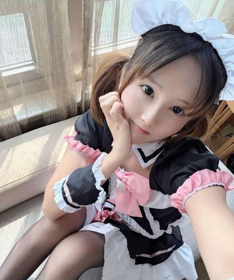 粉嫩萝莉小公主