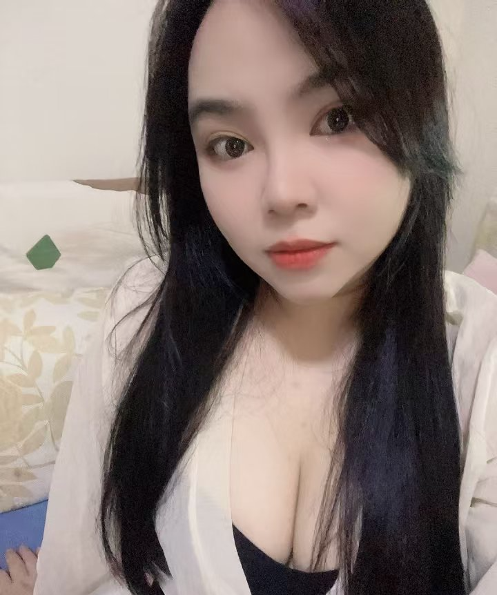 大胸骚货少妇各种姿势猛干