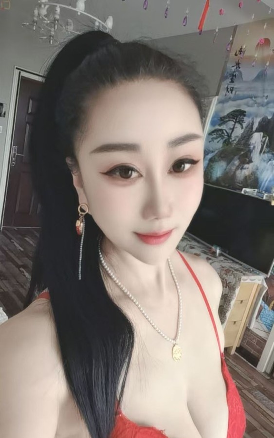上位一字马女骑