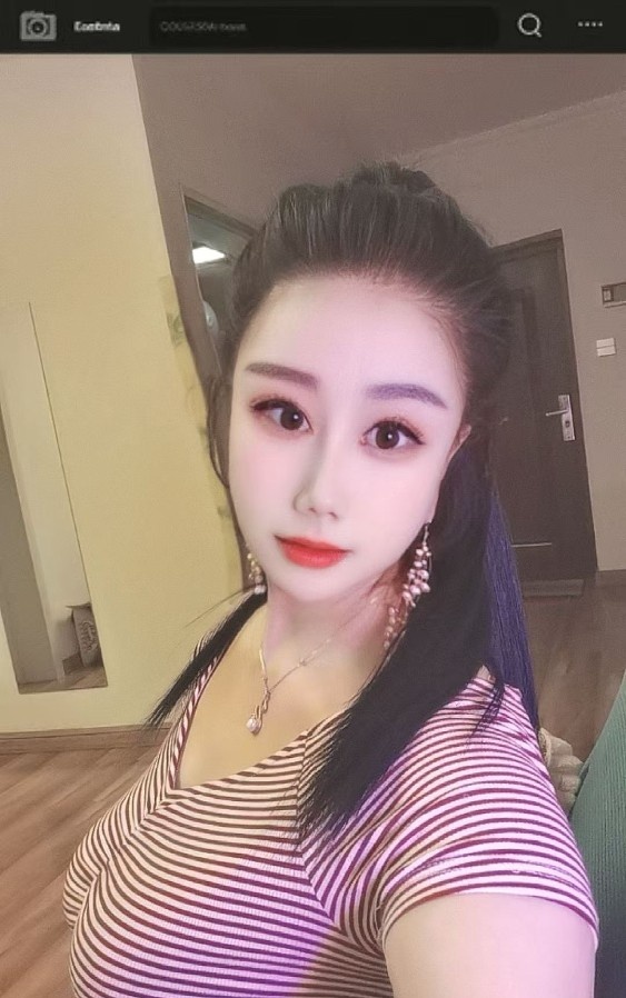 上位一字马女骑