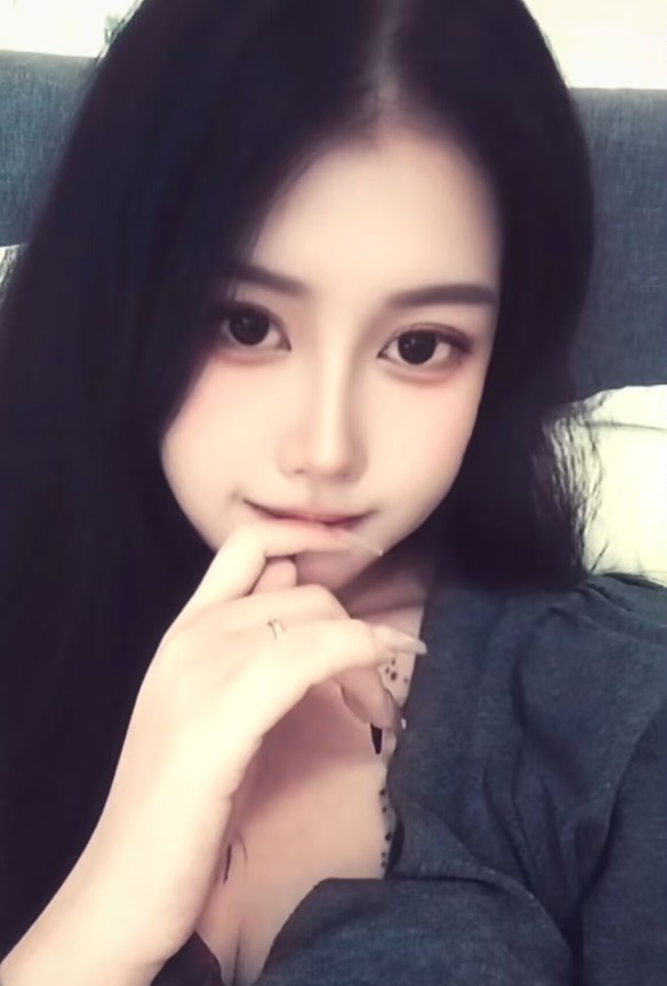 妹妹生活所迫，下海讨生活