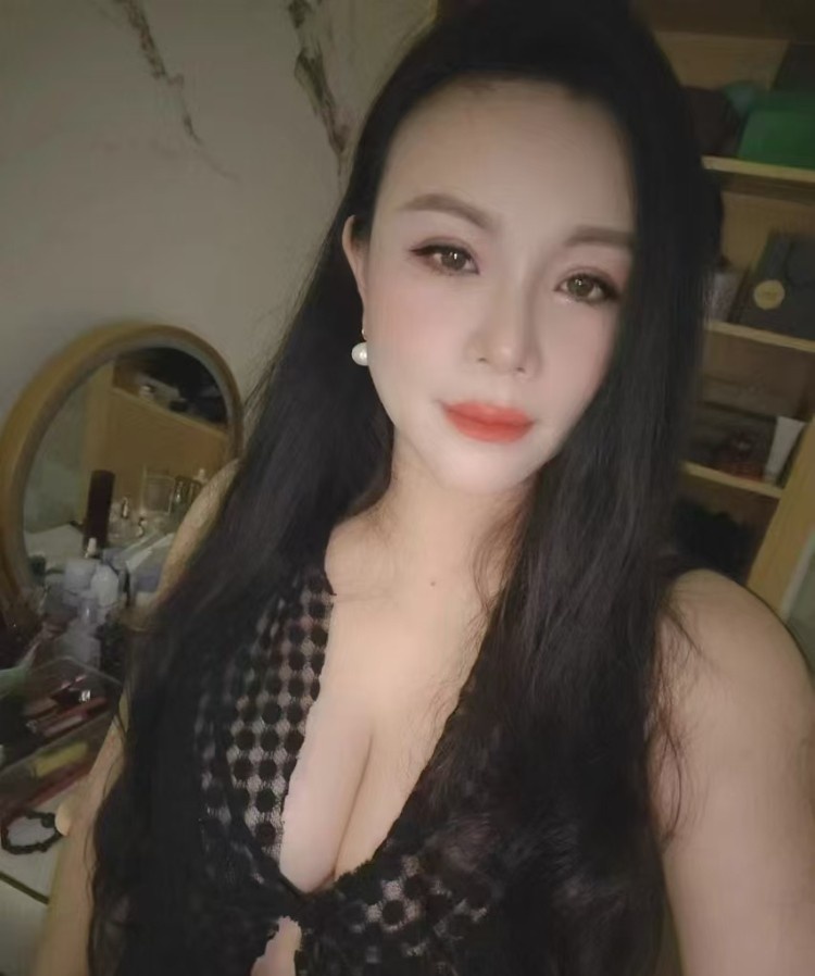 瑶海风骚熟女倩倩