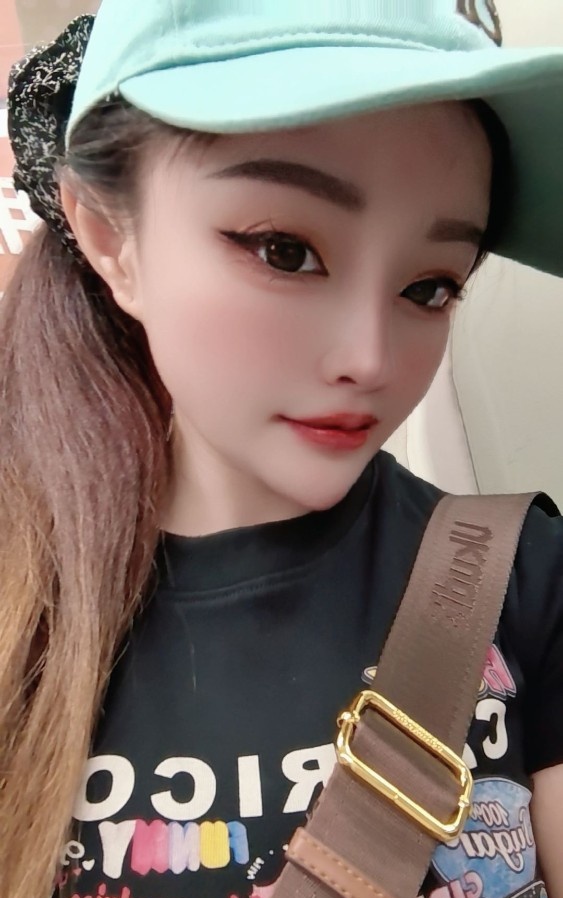 方庄巨乳颜值女友