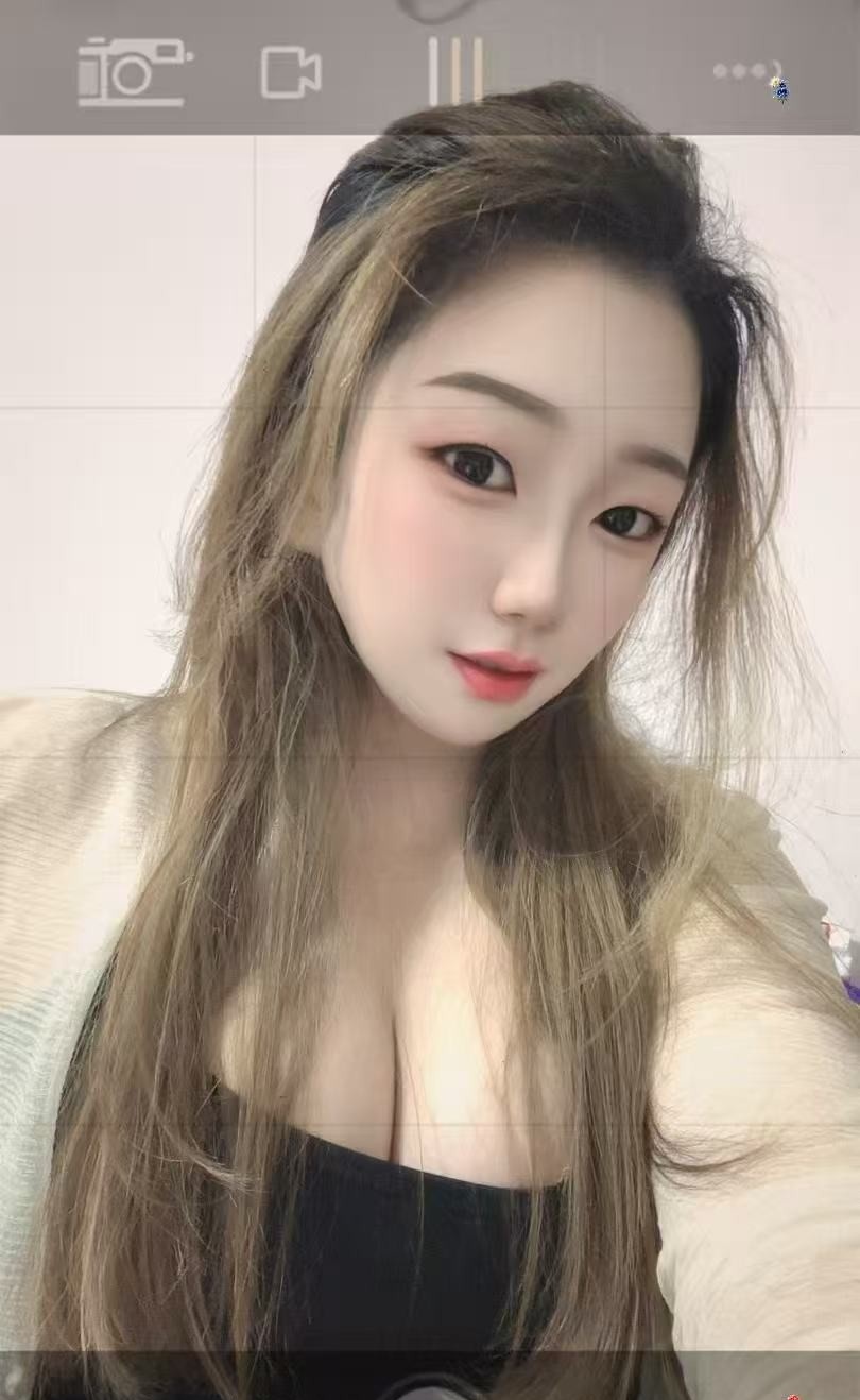 肤白大奶呗呗