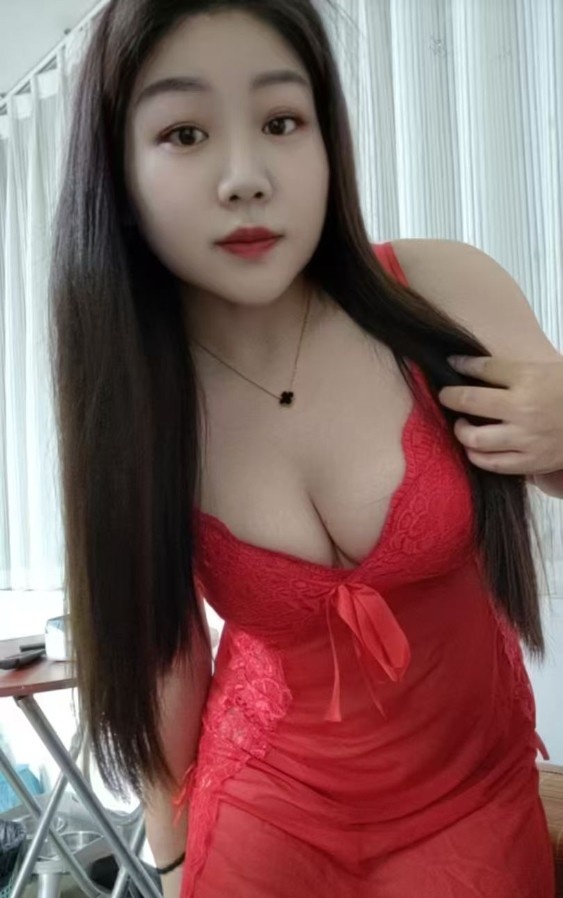 丰满巨臀少妇
