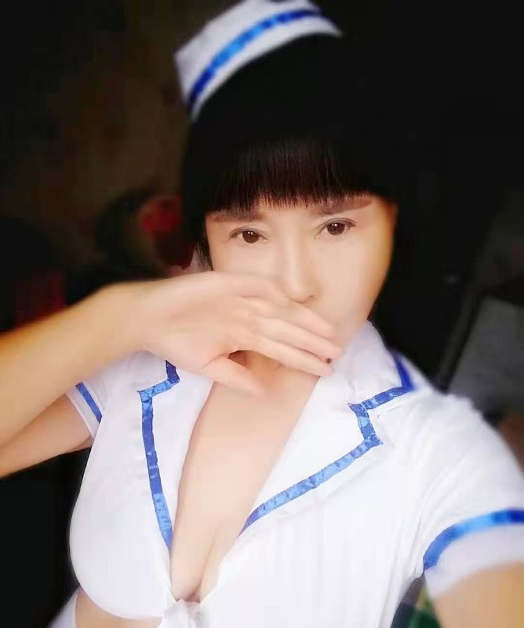 巨乳泄火熟女