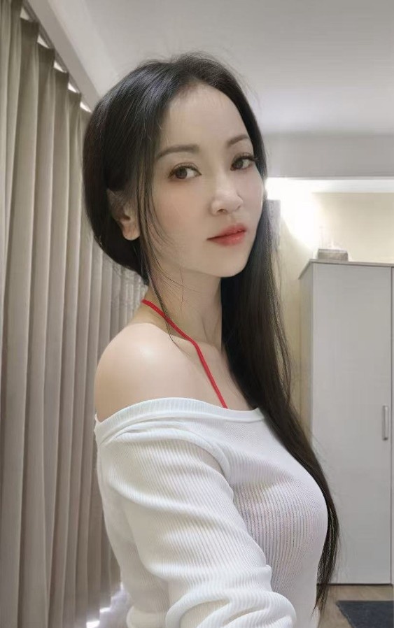 性感天然大胸兼职老师