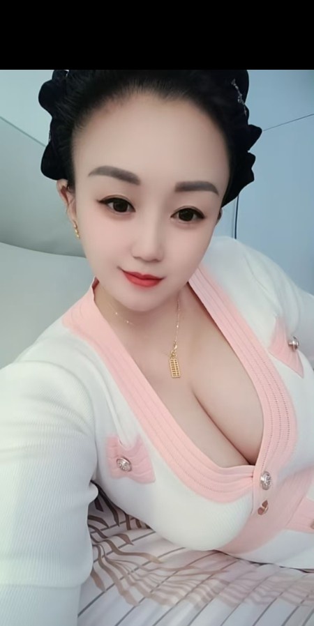 大胸巨乳，东北大姐