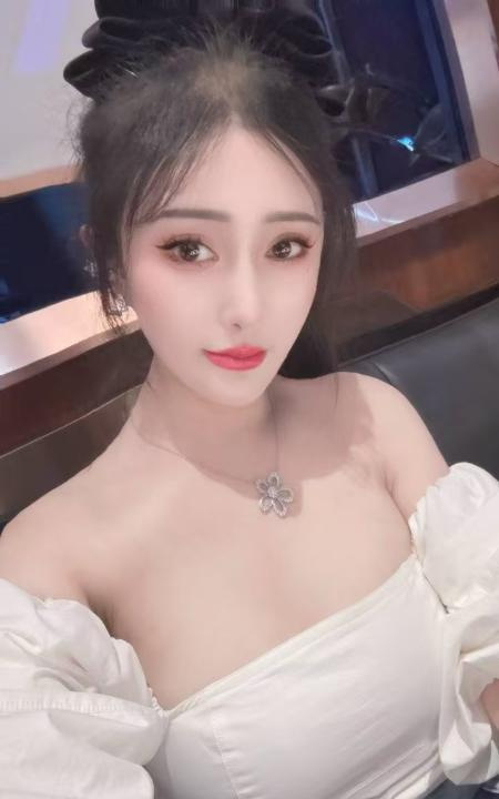 朝阳美胸御姐思彤