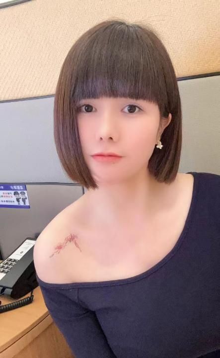 静安大奶雅雅