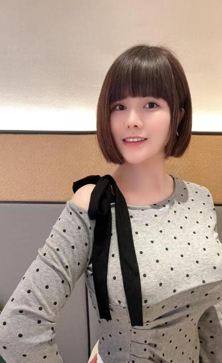 静安大奶雅雅