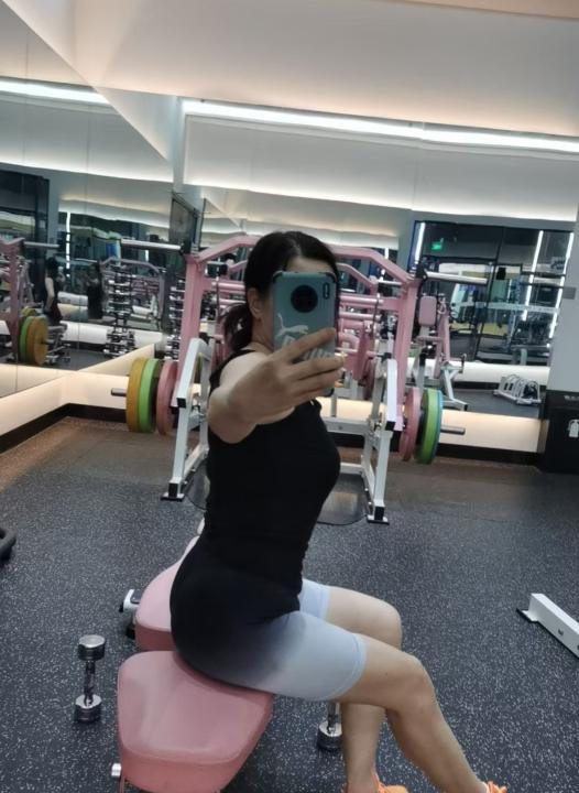 南京美臀熟女