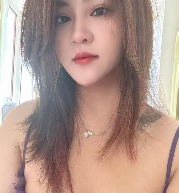 内蒙古E胸少妇秋子