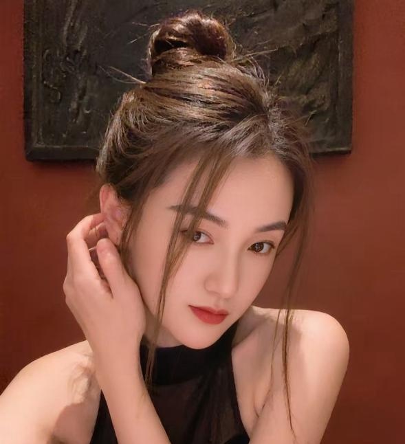 白细性感妹琪琪
