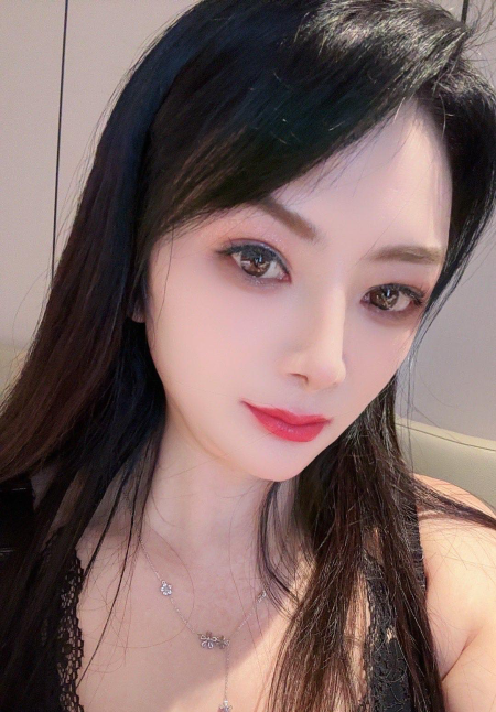 石狮风骚御姐然然
