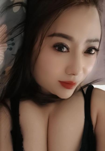 远景路骚气小嫂子