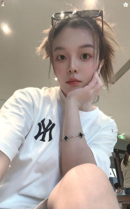 光谷服务系小御姐
