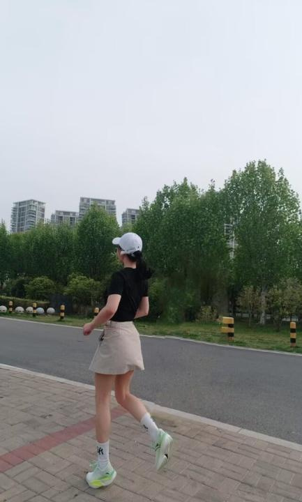 石牌岭瑜伽妹子安素