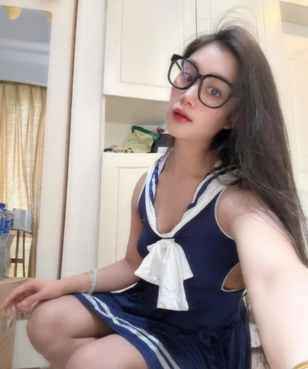 园区治愈系美女老师