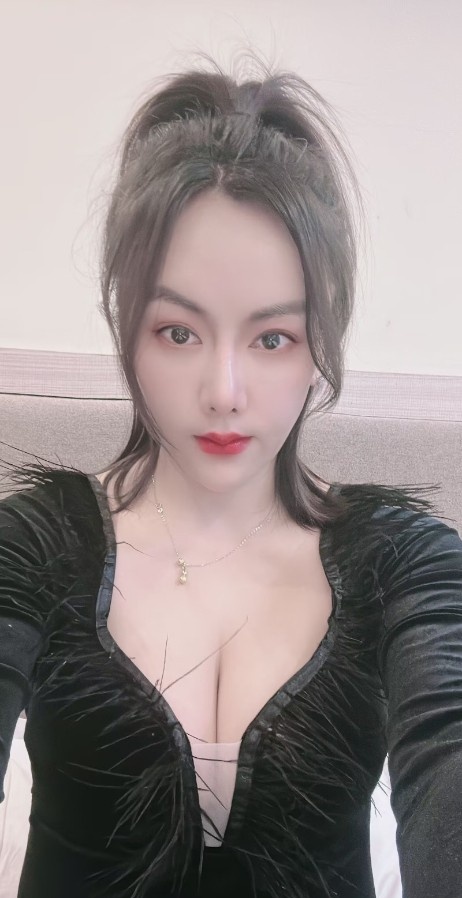 妞妞大胸38D