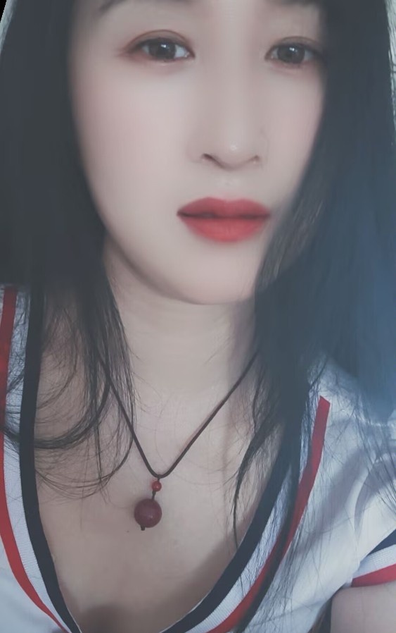 身材挺棒的妹子