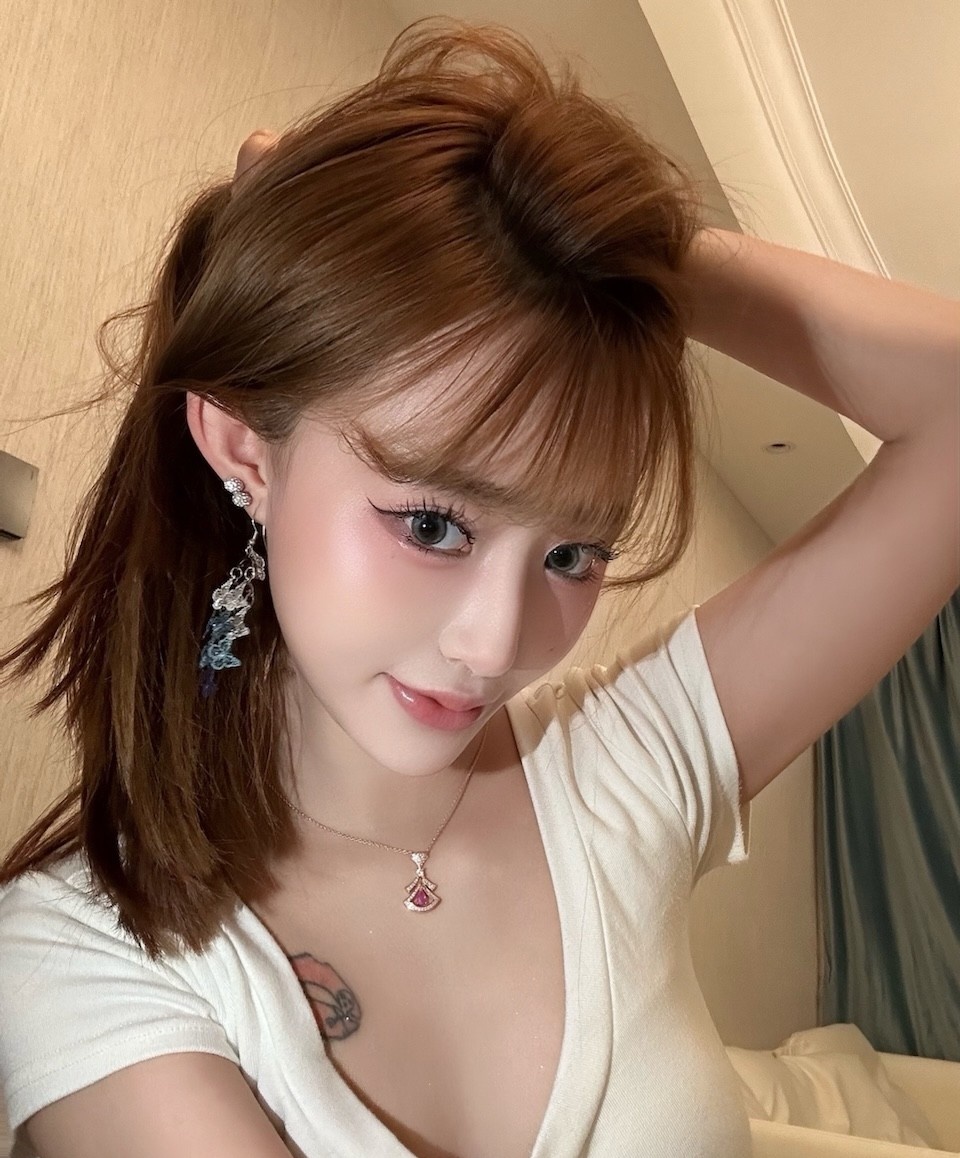 珠海性感小喵