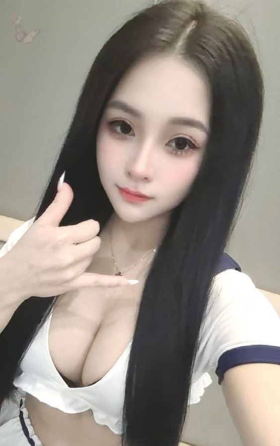 西乡大波女友泡泡