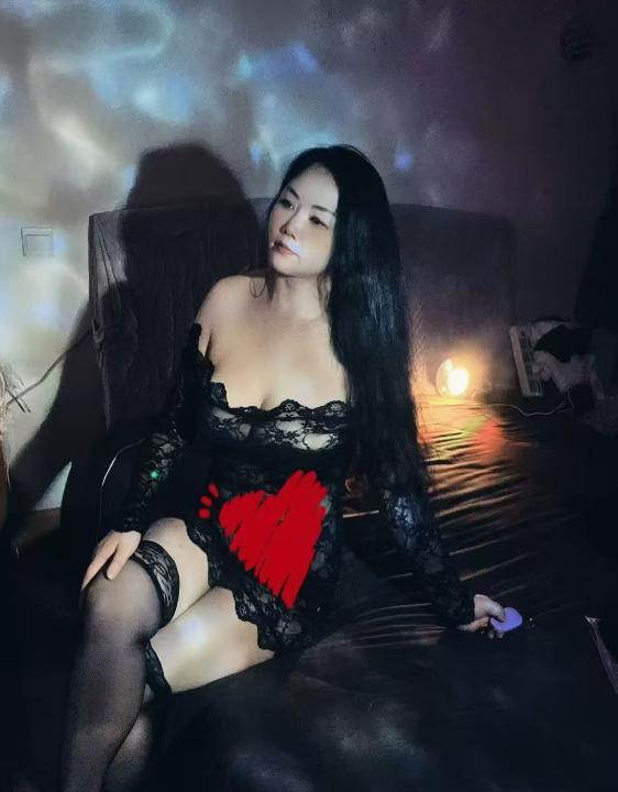 肥肥的鲍鱼