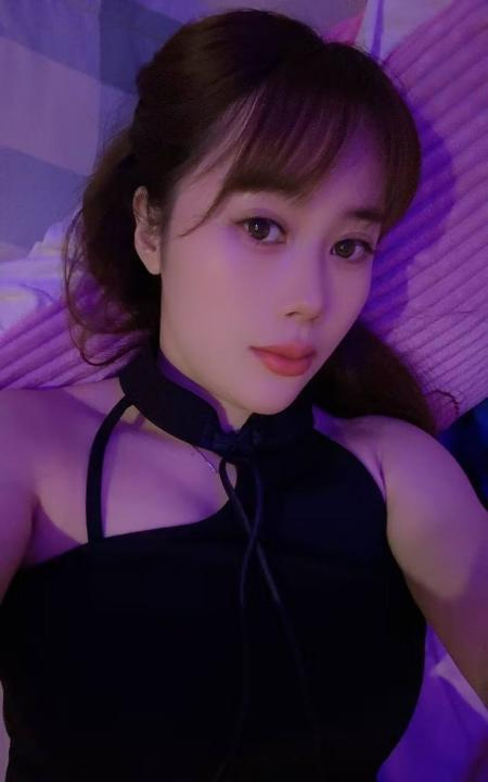 青岛丰满良家少妇