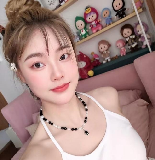 微胖钱多多老师