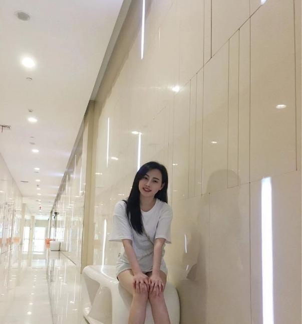反差小萝莉阳阳