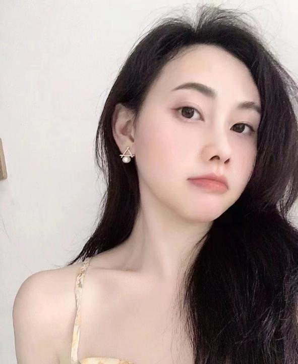 反差小萝莉阳阳