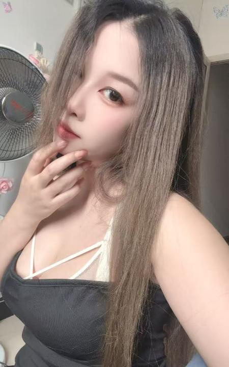 瑶海大胸妹美佳