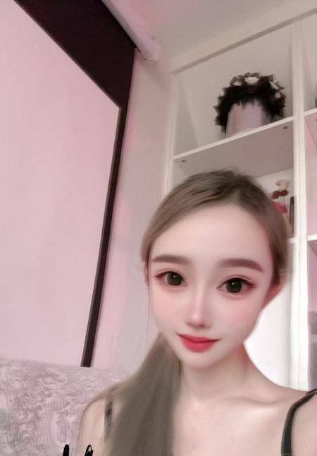 三通肥臀美少妇