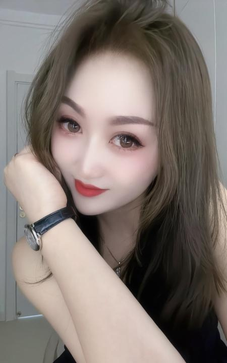 丰满的小嫂子