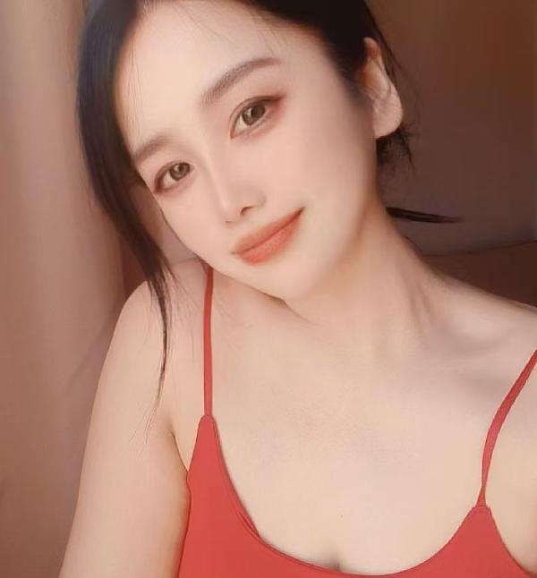 成都三通女神小金莲
