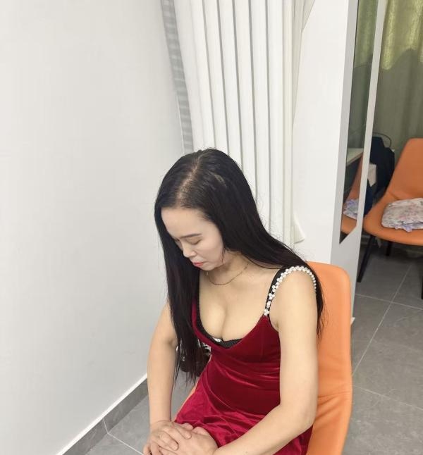 潘家园长身骚少妇
