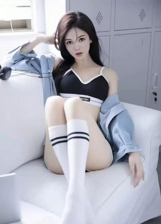 中大项双飞巨乳两闺蜜