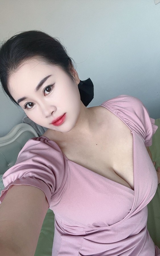 浦东奶香38D纯天然大胸妹