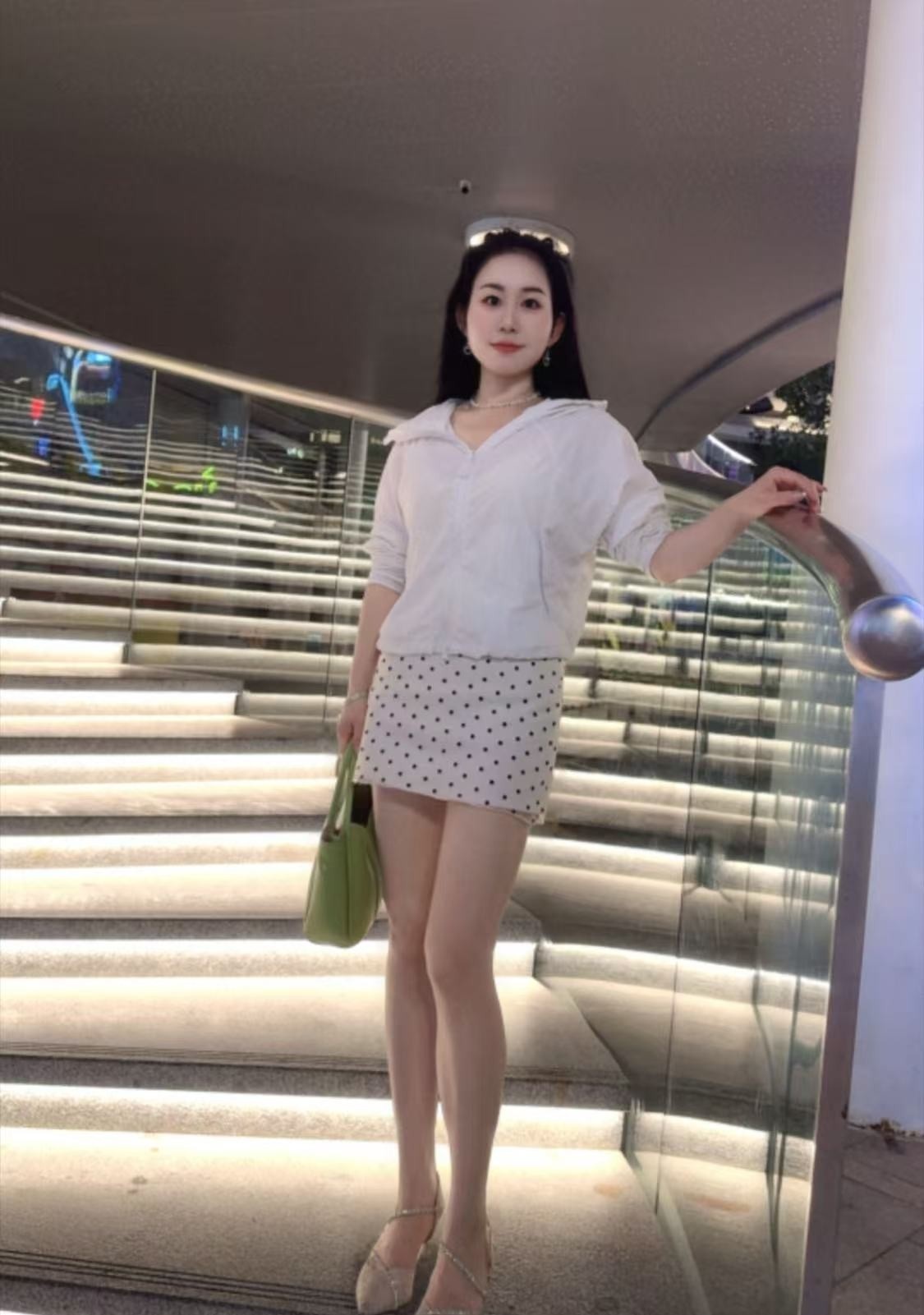 服务系御姐菲菲