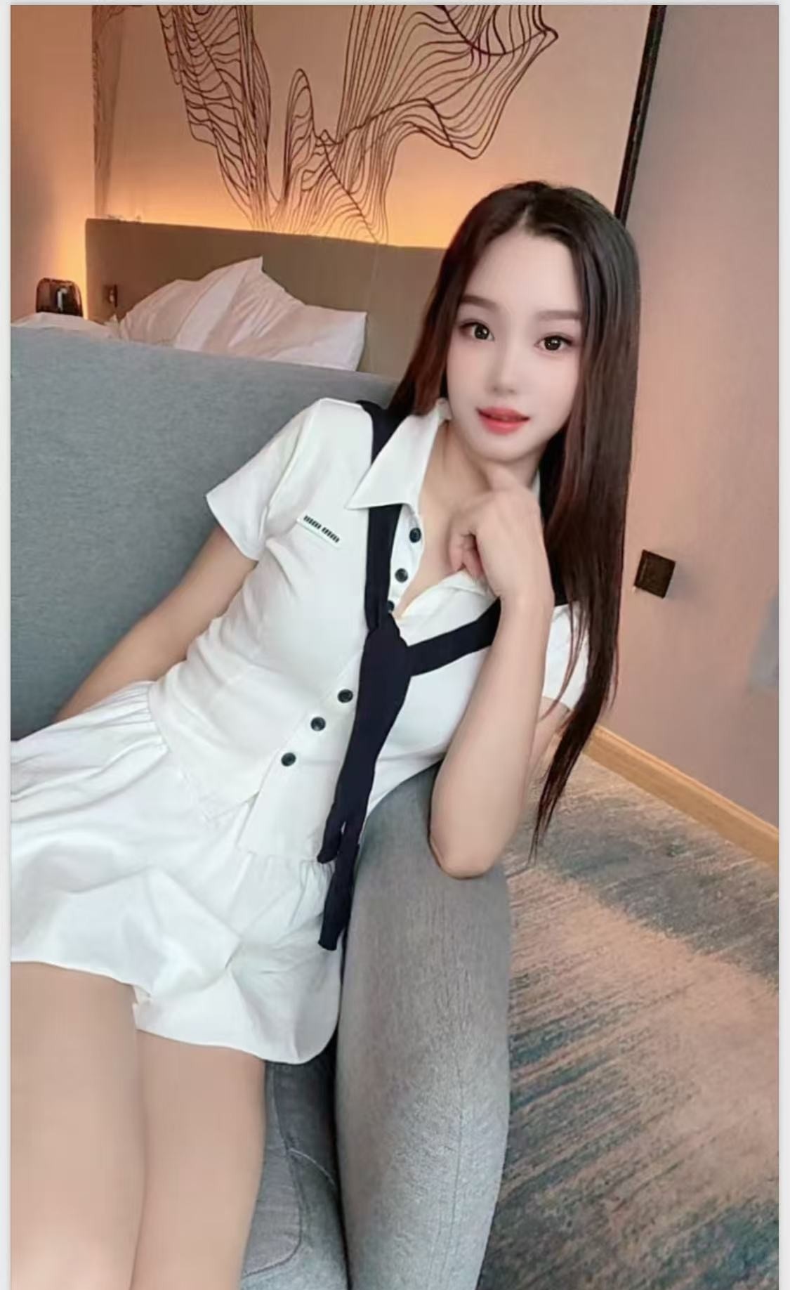 细腰翘臀颜值小雨