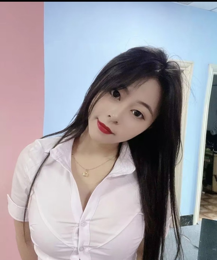 好身材小姐姐