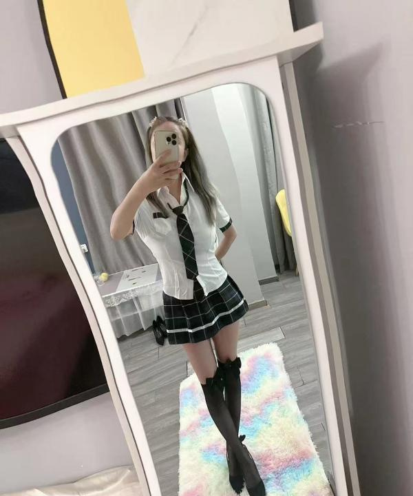 出击大长腿嫩妹