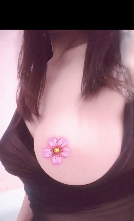 白云梅花园风骚少妇值得一试